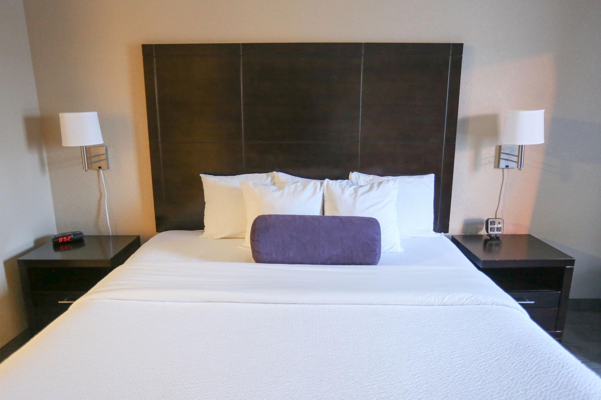 Days Inn By Wyndham Calgary Airport Zewnętrze zdjęcie