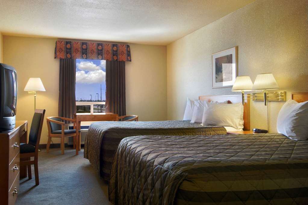 Days Inn By Wyndham Calgary Airport Pokój zdjęcie